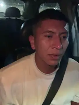 Snapshot of maruquint28 chatting on 10.25.25 maruquint28 online show from 10.25.25