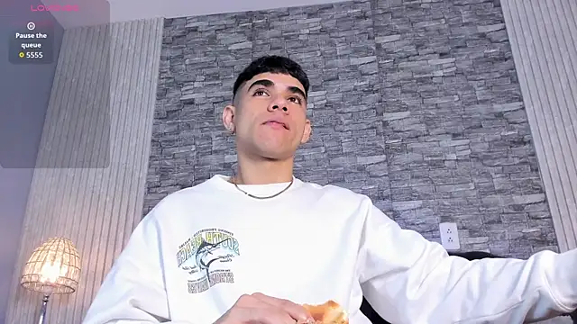 zack joness18 online show from 11.19.25