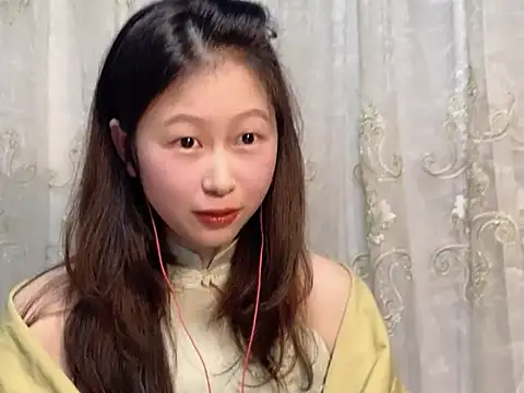 Snapshot of nuannuan35593 chatting on 10.25.25 nuannuan35593 online show from 10.25.25
