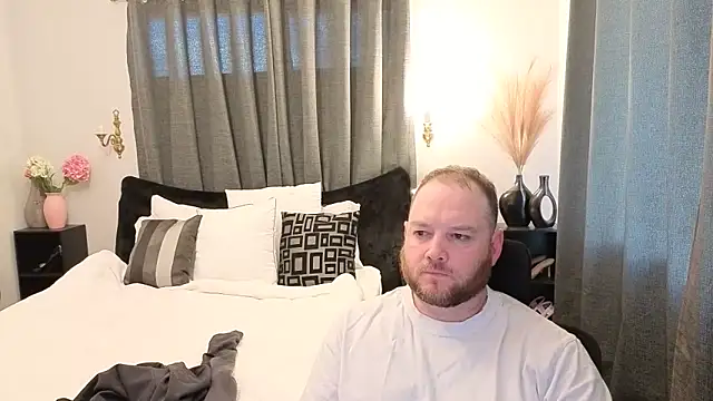 john clarisa online show from 10.28.25