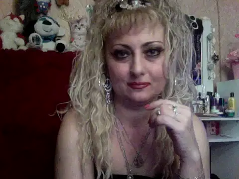 xHot Amazonq online show from 11.01.25