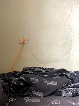 AnitaTenchi1 online show from 11.23.25