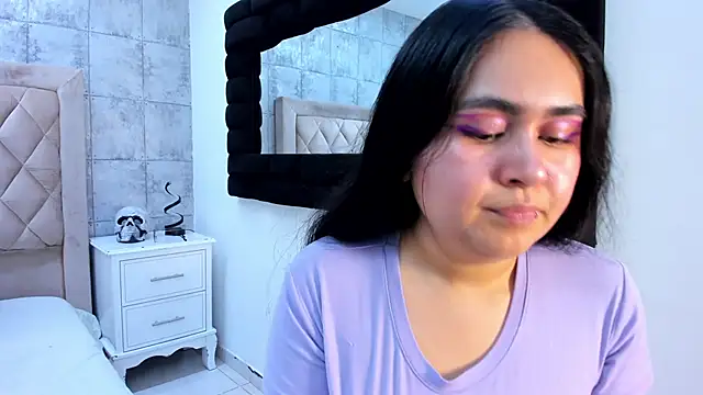 AmaraWolf online show from 11.18.25