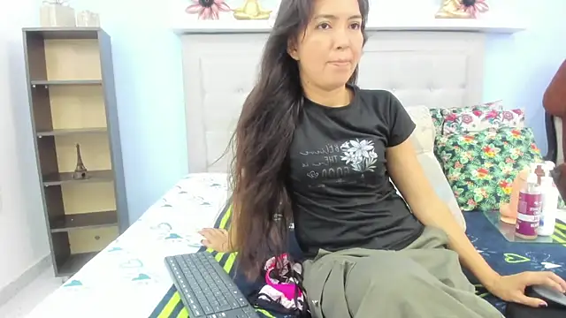 Snapshot of tammy_sex25 chatting on 06.12.26 tammy sex25 online show from 06.12.26