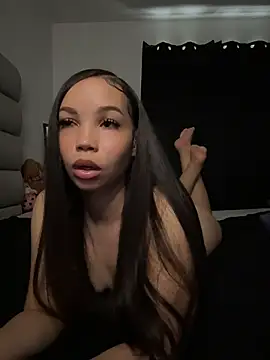 nikkiloveee online show from 07.08.26