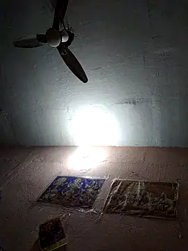 CUTE-GIRL-1 online show from 11.17.25