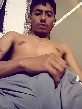 SkinniYamo online show from 03.06.26