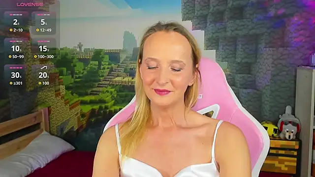 ScarlettPalmer online show from 11.30.25