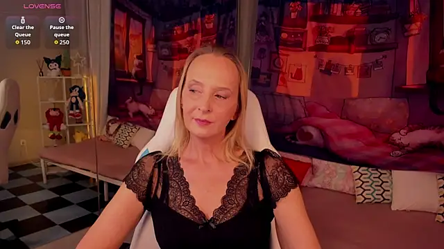 ScarlettPalmer online show from 12.20.25