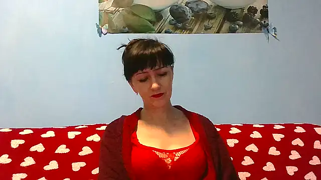 IffetLove42 online show from 11.21.25