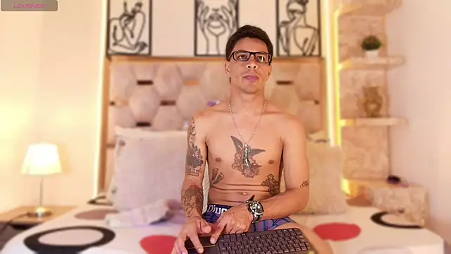 Andrew Haalls online show from 11.19.25