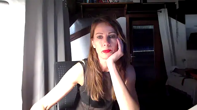MissDyannis online show from 07.16.26