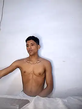 Snapshot of Alex_Sweeting chatting on 11.01.25 Alex Sweeting online show from 11.01.25