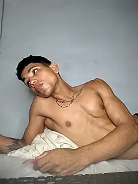 Snapshot of Alex_Sweeting chatting on 11.08.25 Alex Sweeting online show from 11.08.25