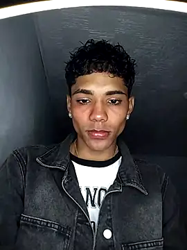 Snapshot of Alex_Sweeting chatting on 01.11.26 Alex Sweeting online show from 01.11.26