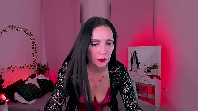 Evanessa Johns online show from 01.12.26