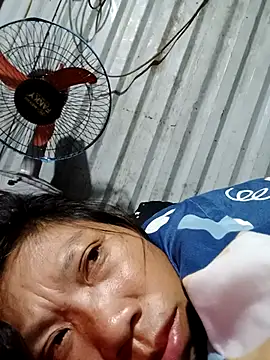 bella-la online show from 11.26.25