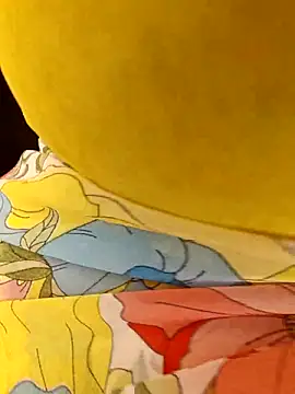 shreyareddy99 online show from 04.20.26