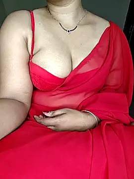 shreyareddy99 online show from 04.21.26