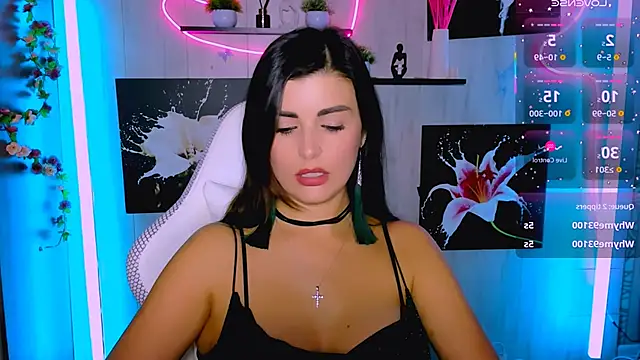 NestiSharm online show from 11.16.25