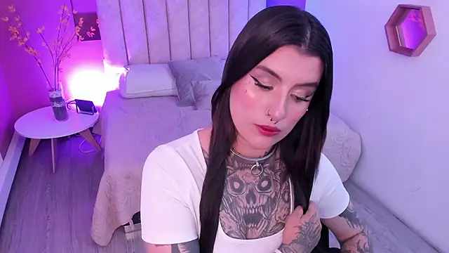 mia jagger online show from 02.06.26