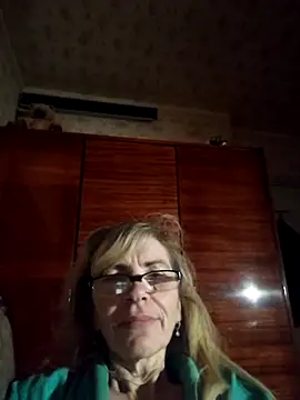 Georgette466 online show from 11.22.25