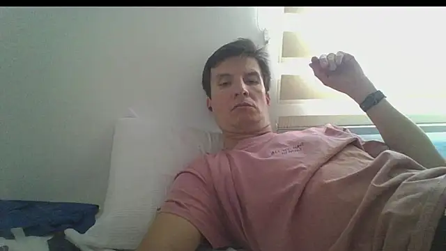 Snapshot of carliesexyman chatting on 10.28.25 carliesexyman online show from 10.28.25