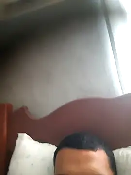 Snapshot of rodrig19393 chatting on 10.27.25 rodrig19393 online show from 10.27.25