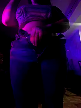 Snapshot of BrowningNoonday chatting on 10.29.25 BrowningNoonday online show from 10.29.25