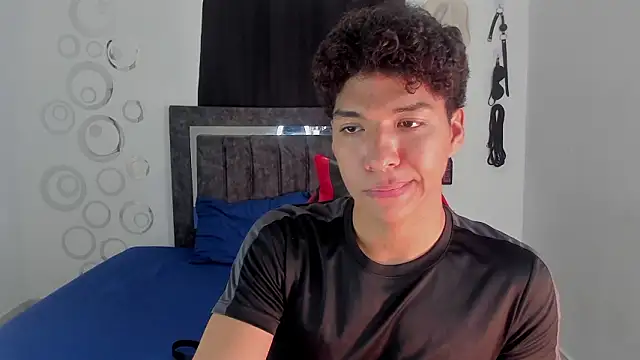 Snapshot of Maximiliano_Khalil chatting on 01.31.26 Maximiliano Khalil online show from 01.31.26