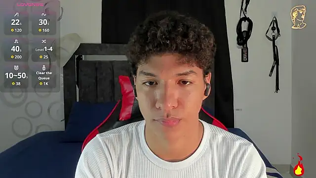 Snapshot of Maximiliano_Khalil chatting on 02.04.26 Maximiliano Khalil online show from 02.04.26
