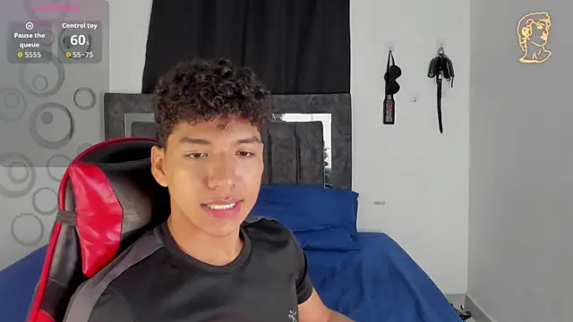 Snapshot of Maximiliano_Khalil chatting on 02.08.26 Maximiliano Khalil online show from 02.08.26