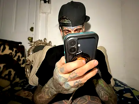 Dyskizly online show from 12.21.25