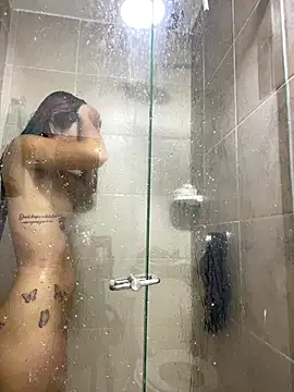 Eva Lamashtu online show from 11.19.25