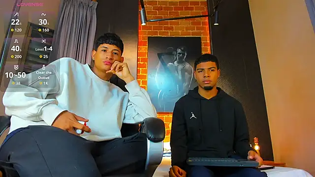 Snapshot of Jack_and_Joes chatting on 11.16.25 Jack and Joes online show from 11.16.25