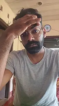 Snapshot of nithinrr chatting on 11.11.25 nithinrr online show from 11.11.25
