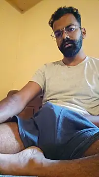 Snapshot of nithinrr chatting on 11.12.25 nithinrr online show from 11.12.25