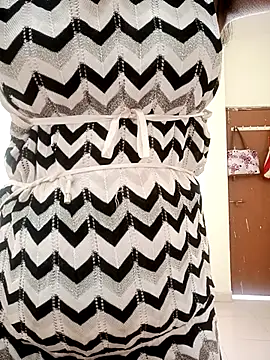 Cute Sanaaya online show from 12.02.25