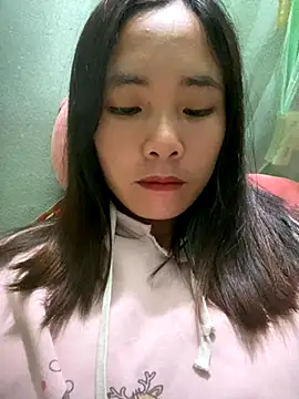 Elysia-007 online show from 10.31.25