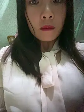 Elysia-007 online show from 01.18.26