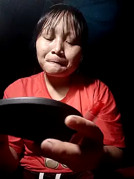 yoyo-mi online show from 11.02.25