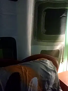 Esenia505 online show from 11.26.25