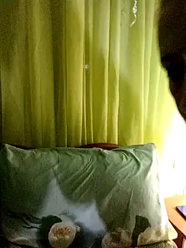 Snapshot of Esenia505 chatting on 03.16.26 Esenia505 online show from 03.16.26