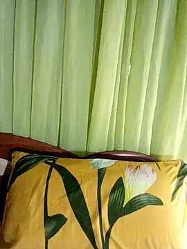 Snapshot of Esenia505 chatting on 03.24.26 Esenia505 online show from 03.24.26