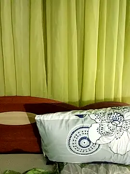 Snapshot of Esenia505 chatting on 04.09.26 Esenia505 online show from 04.09.26