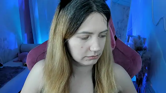 AleksaLaurent online show from 11.27.25