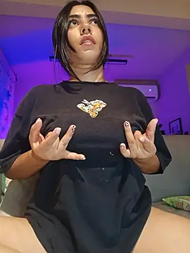 Sara-215 online show from 04.11.26