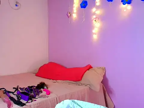 Aprilsweet2005 online show from 11.24.25