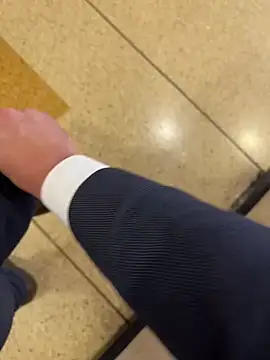 Snapshot of LeoBlaze13 chatting on 10.30.25 LeoBlaze13 online show from 10.30.25