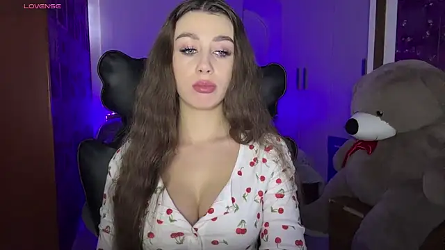 SweetCherry  N online show from 12.20.25